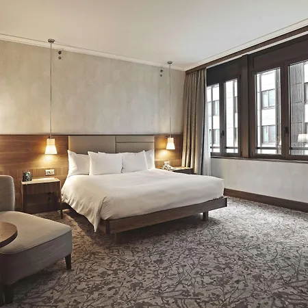 Hilton 4* מילאנו