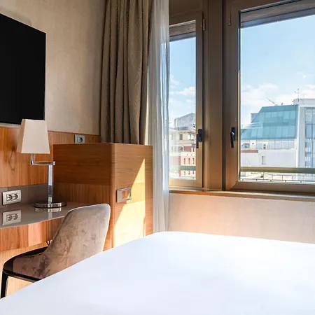 Hilton Hotel 4*