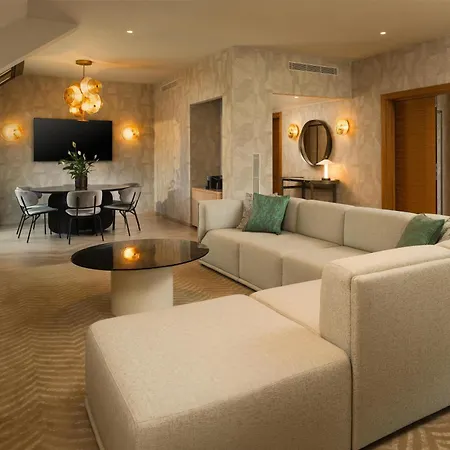 Hilton 4*
