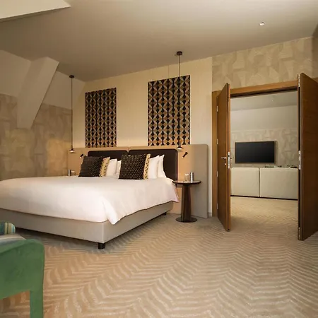 Hilton 4* Μιλάνο