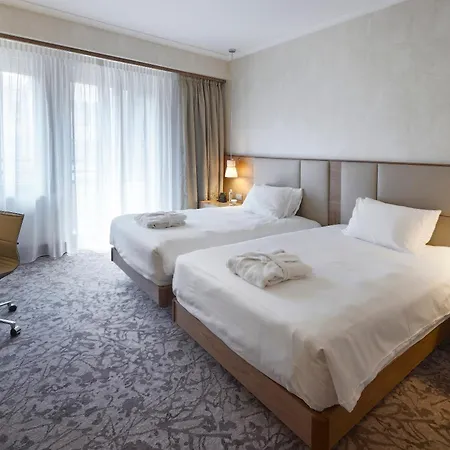 מלון Hilton 4*