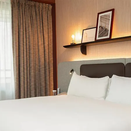 Ξενοδοχείο Hilton 4*